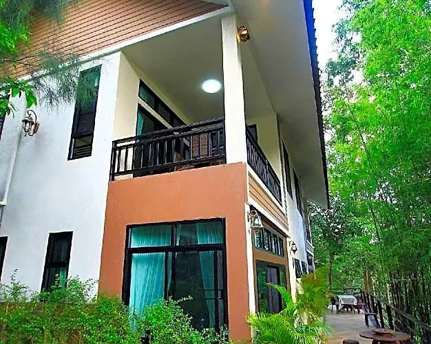 โรงแรม Silver Garden