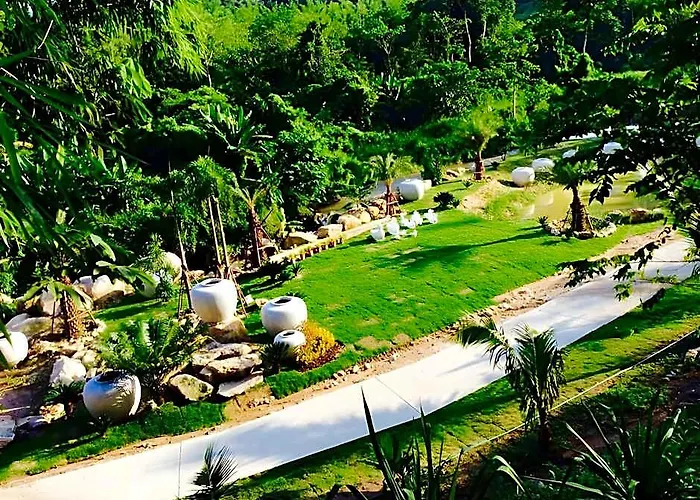 โรงแรม Silver Garden