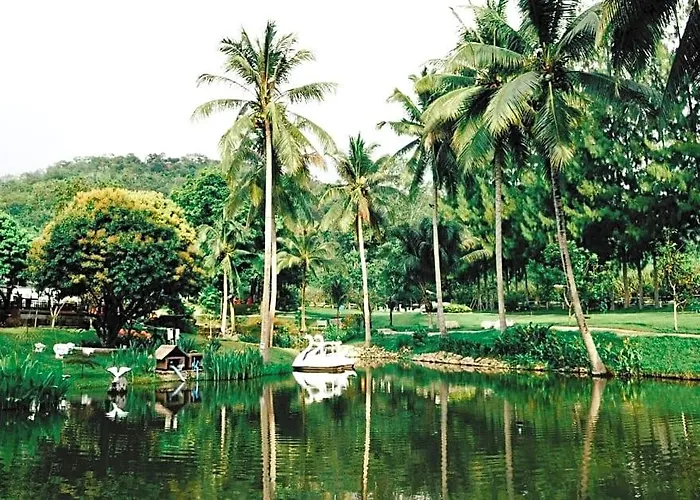 Silver Garden โรงแรม Ratchaburi