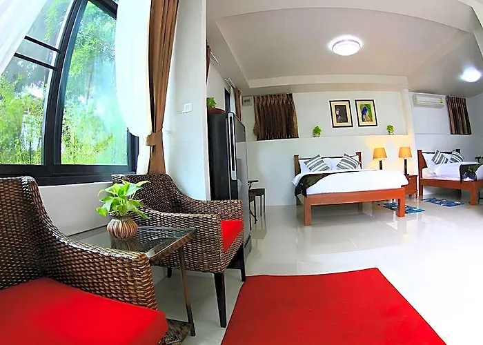 โรงแรม Silver Garden 3*