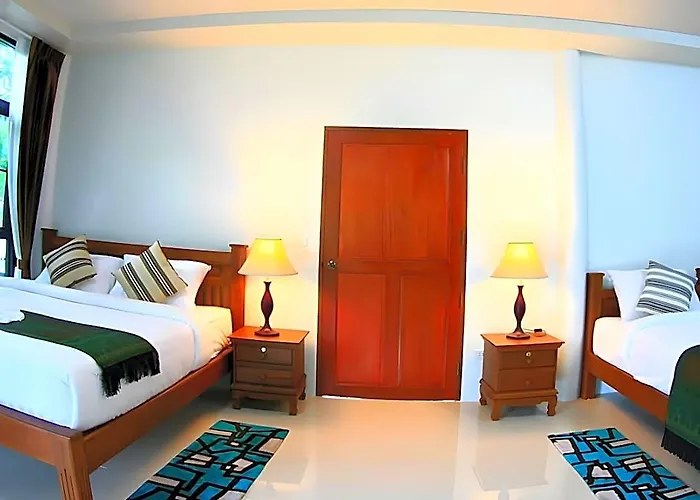 Silver Garden โรงแรม 3*