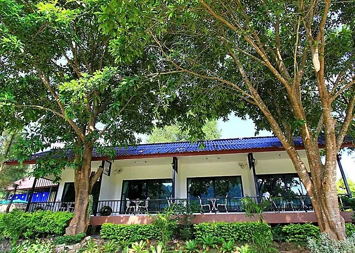 Silver Garden โรงแรม Ratchaburi
